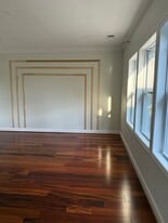 Building Photo - 4703 Kellogg Dr