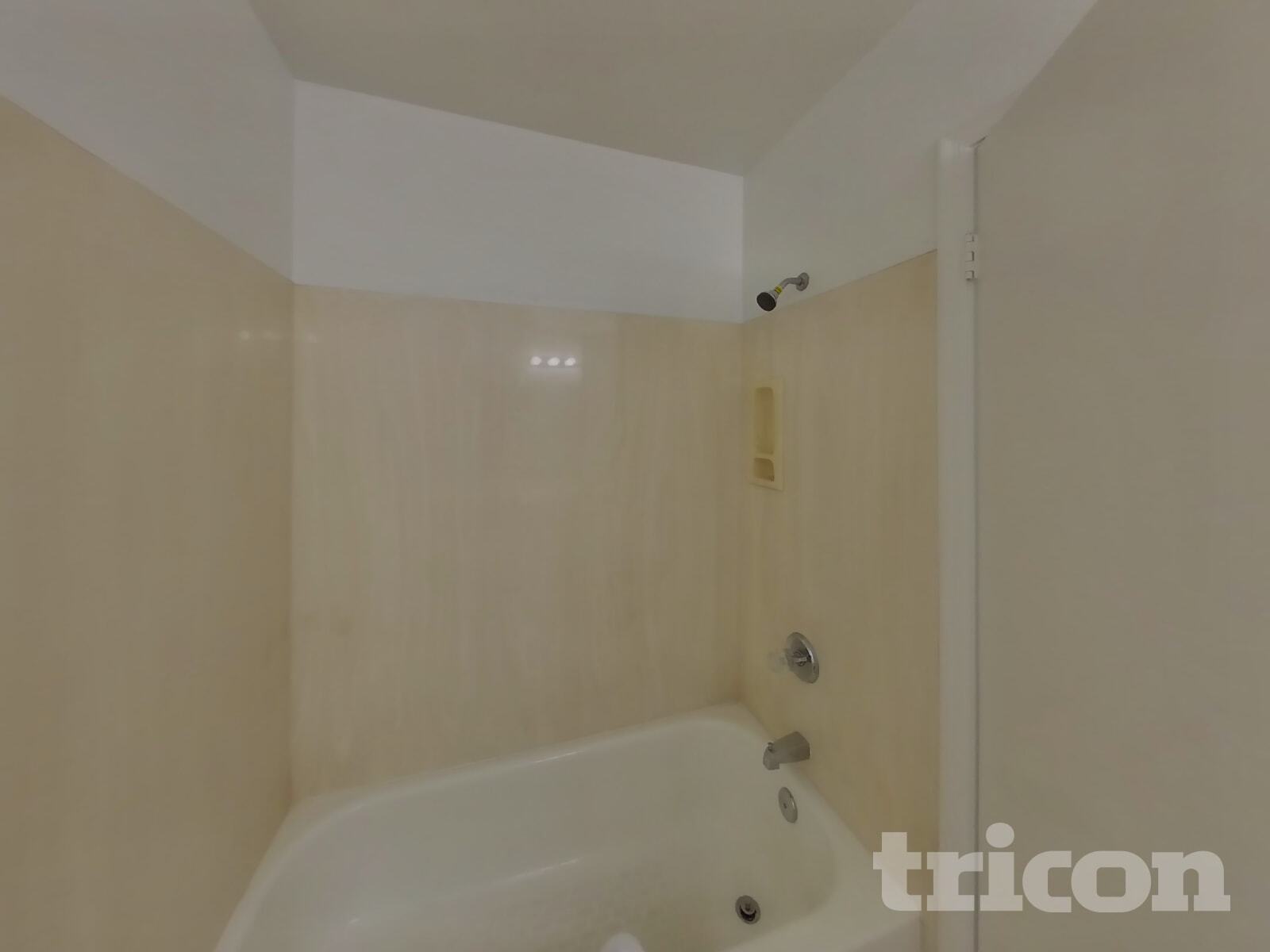 Building Photo - 6219 W North Ln