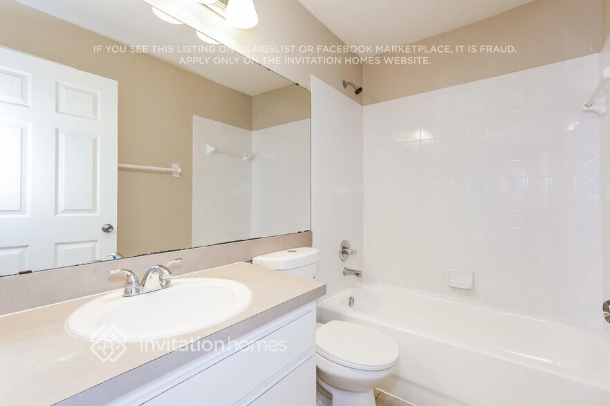 Building Photo - 7761 Canterbury Cir