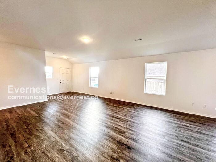 Building Photo - 5125 Red Fox Trl