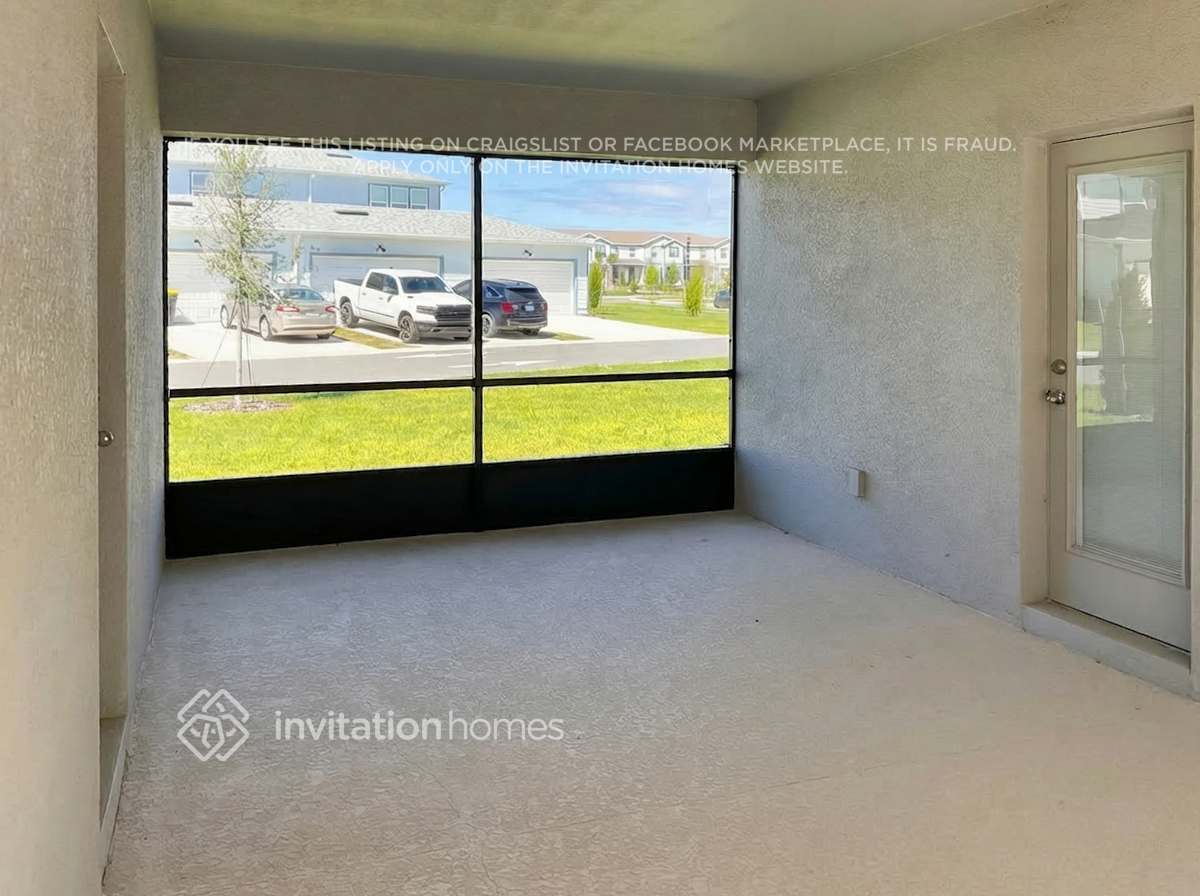 Building Photo - 5809 Sagebrush Aly