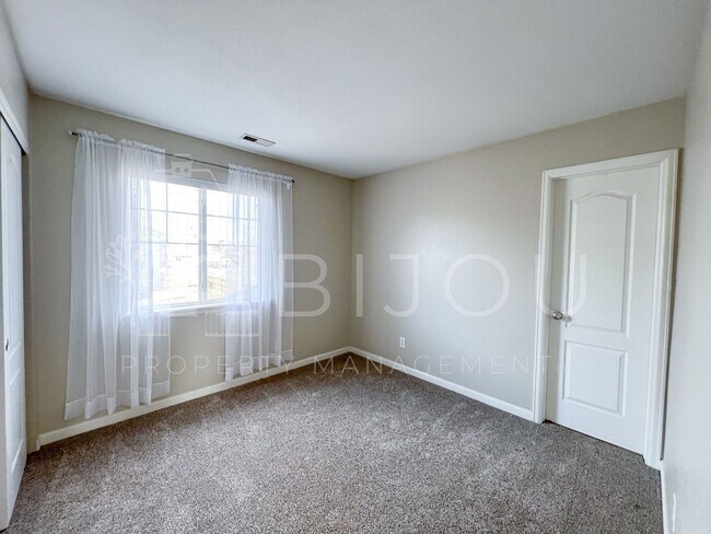 Building Photo - Fountain/Fort Carson Home