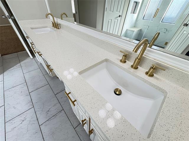 Building Photo - 901 Fiero Dr