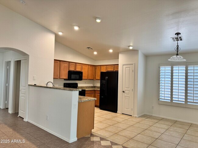 Building Photo - 45775 W Windmill Dr