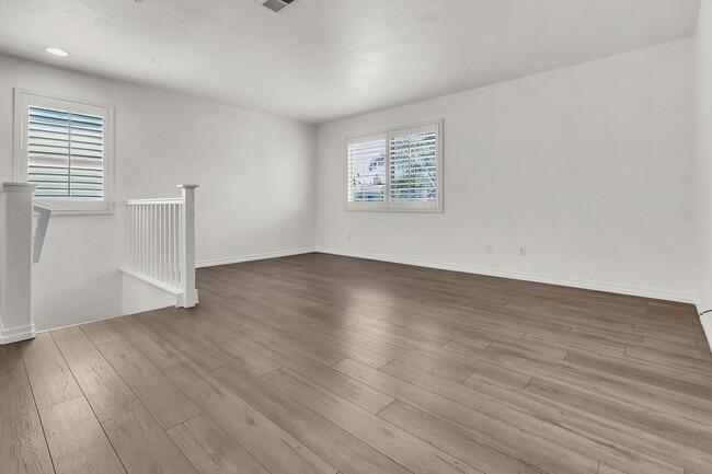 Building Photo - 26819 Rancho Serena St
