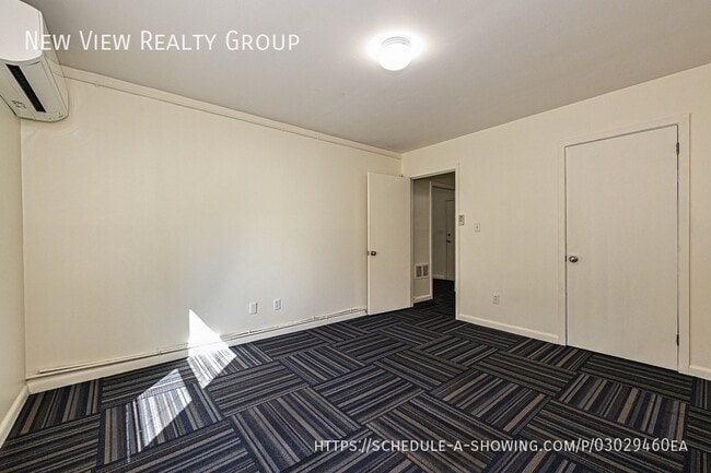 Building Photo - 268 Church St NE