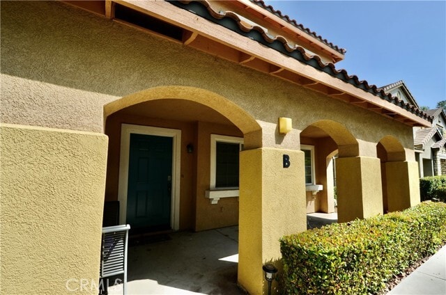 Building Photo - 25798 Iris Ave