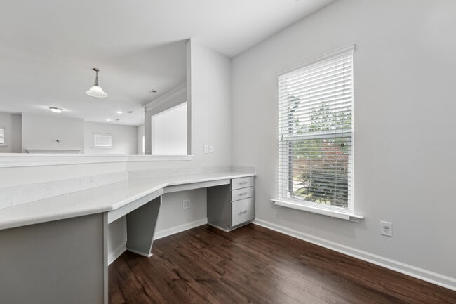 Building Photo - 3352 Bordwell Ridge Dr