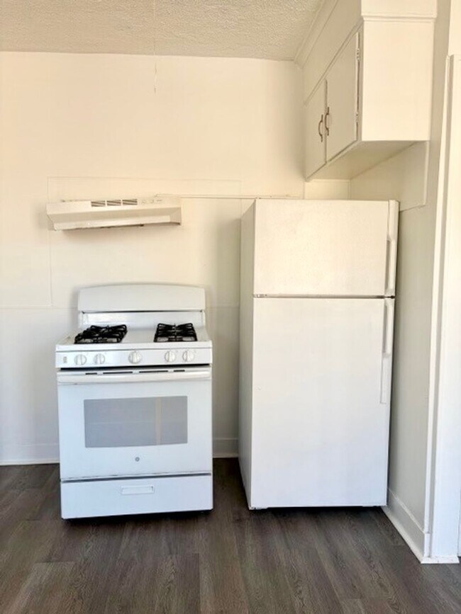 Building Photo - 119-121 Hobart Street