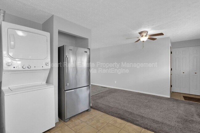 Building Photo - 1386 Rosehill Rd