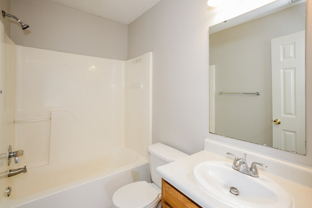 Building Photo - 209 Bent Stream Ln