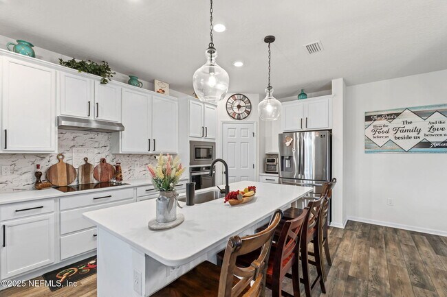 Building Photo - 12897 Logans Walk Ln