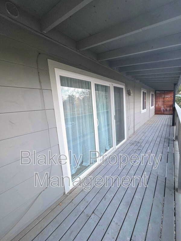 Building Photo - 2118 S Roosevelt St