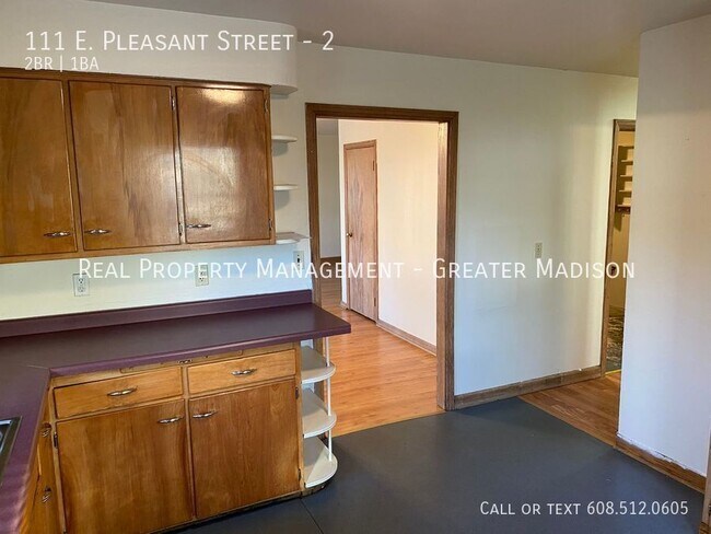 Building Photo - 111 E Pleasant St