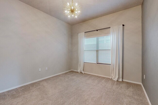 Building Photo - 6011 Buckthorn Ave NW