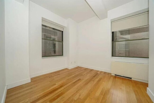 Building Photo - 4 bedroom in NEW YORK NY 10038