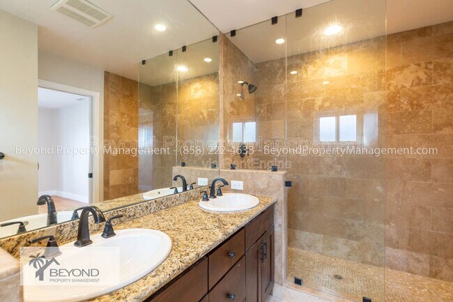 Building Photo - 2626 Greyling Dr