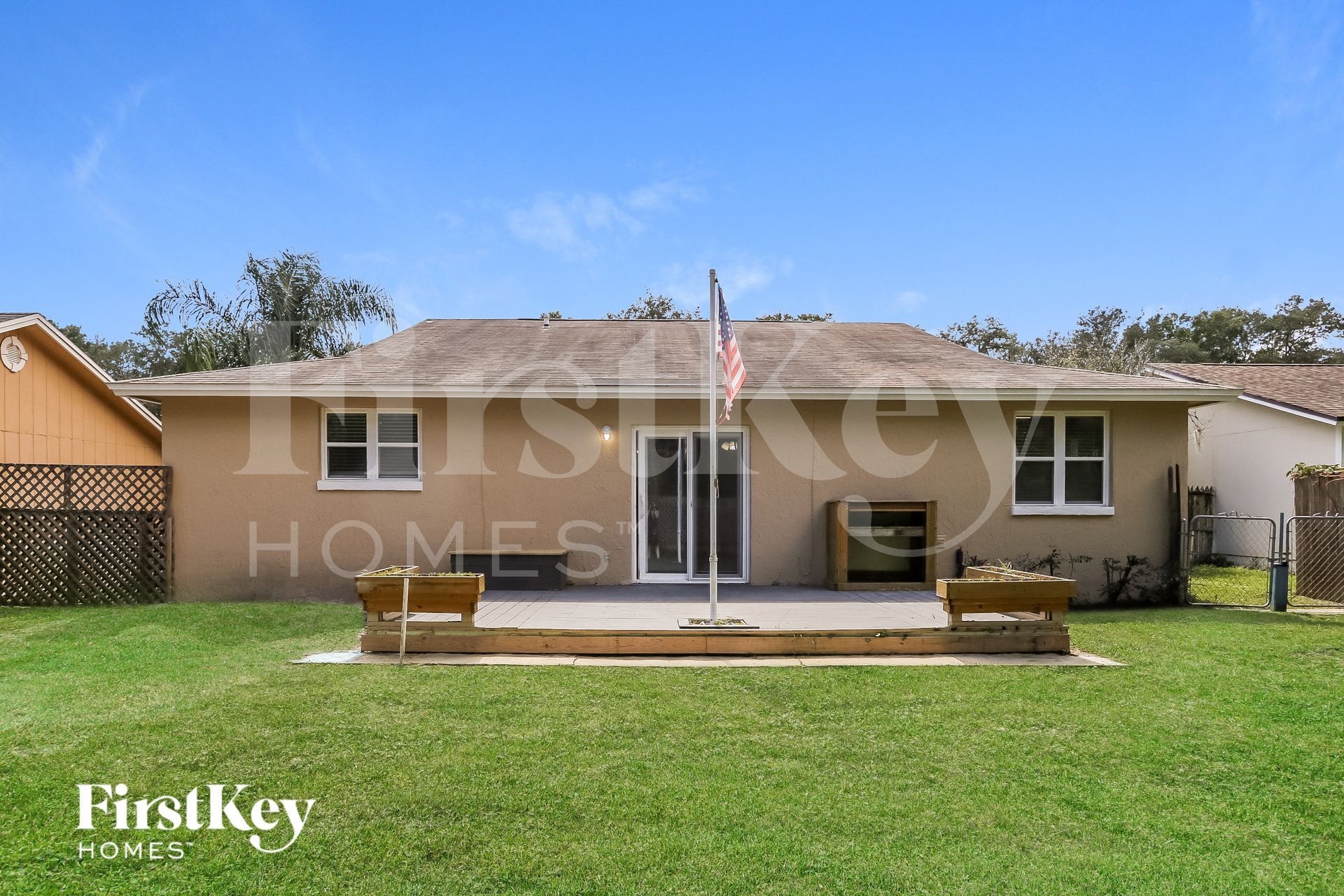 Building Photo - 1047 Cove Landing Dr