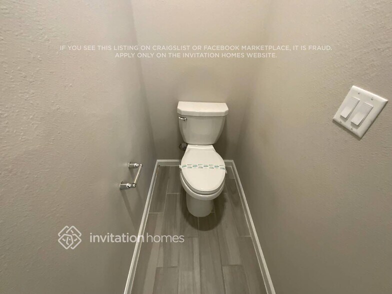 Building Photo - 7533 Chervil St