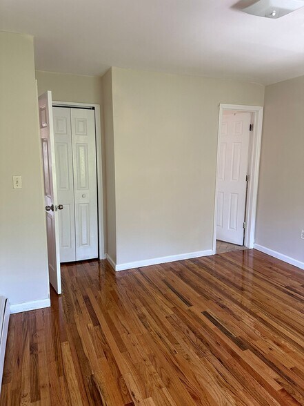 Building Photo - 2861 Grace Ave