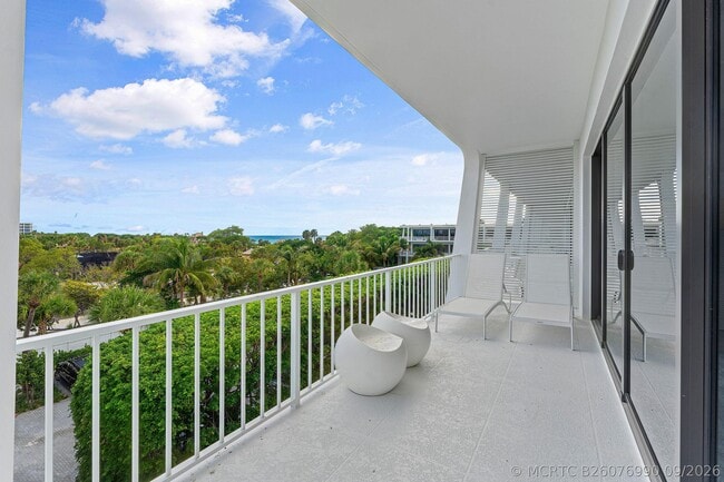 Building Photo - 2275 S Ocean Blvd