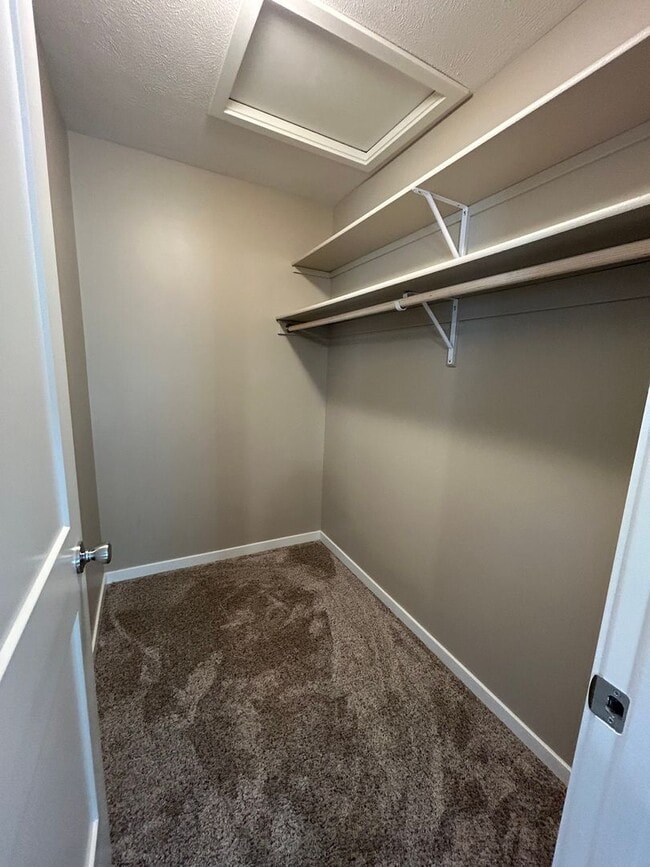 Building Photo - Papillion 3 Bedroom Townhome!
