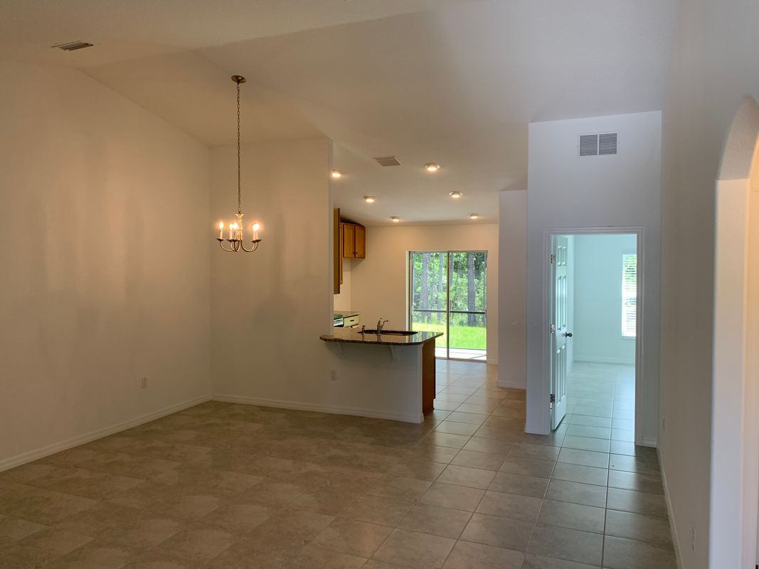 Building Photo - 124 Plainview Dr