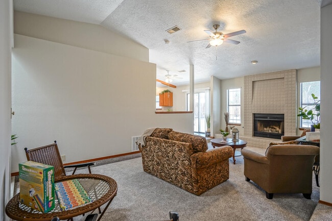 Building Photo - 5609 Wingate Ave NW