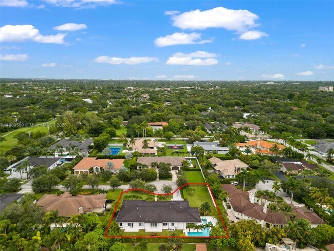 Building Photo - 9580 SW 101st Terrace