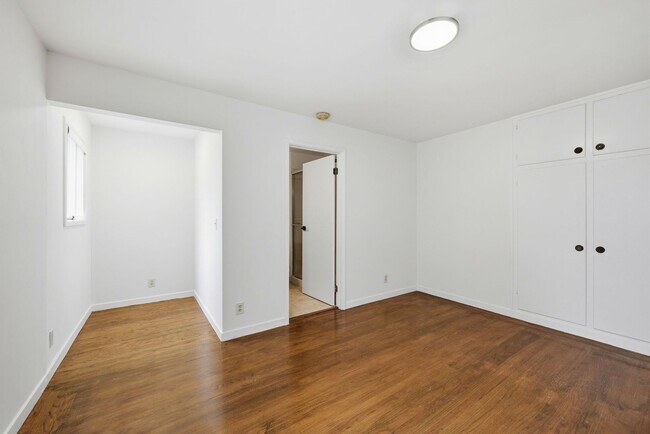 Building Photo - Charming single level family home located in sought after San Lorenzo Village.