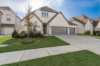 Building Photo - 2714 Chambray Ln