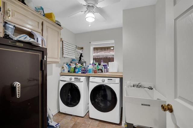 Building Photo - 1206 Brook Arbor Dr