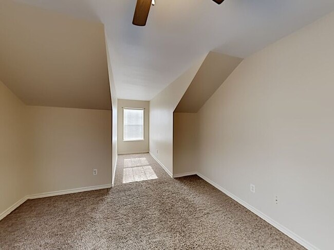 Building Photo - 3013 S Fork Dr