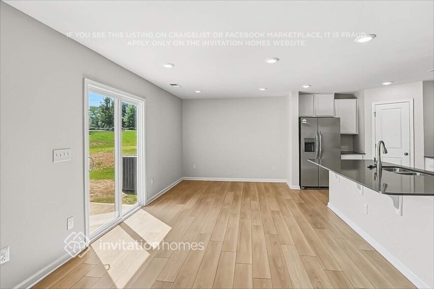 Building Photo - 2530 Brunson Ct