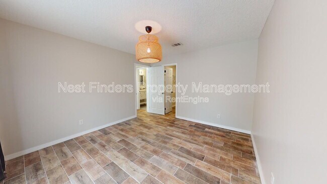 Building Photo - 12345 Tracy Ann Rd