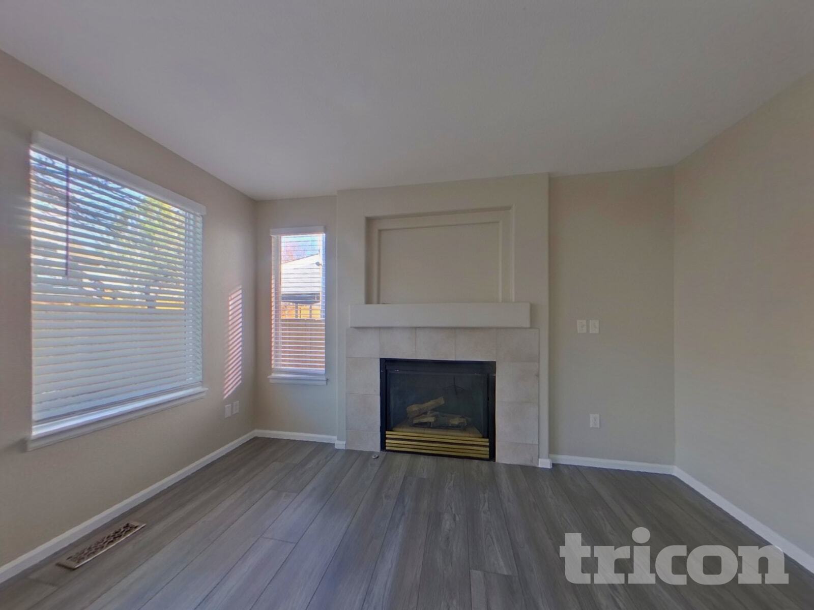 Building Photo - 2691 E 132nd Ave