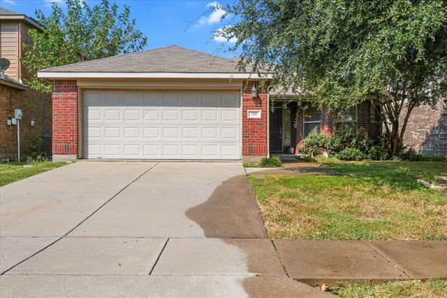 Building Photo - 300 Bluefinch Dr