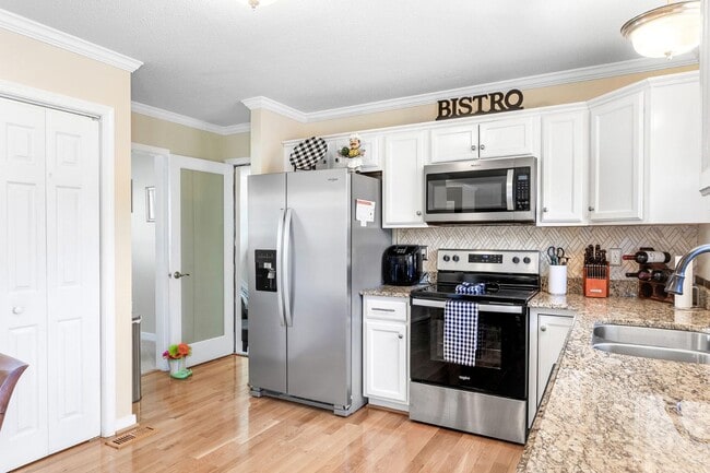 Building Photo - 4208 Mylan Rd