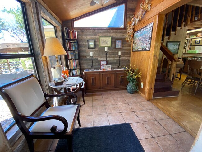 Building Photo - 297 Little River Ln