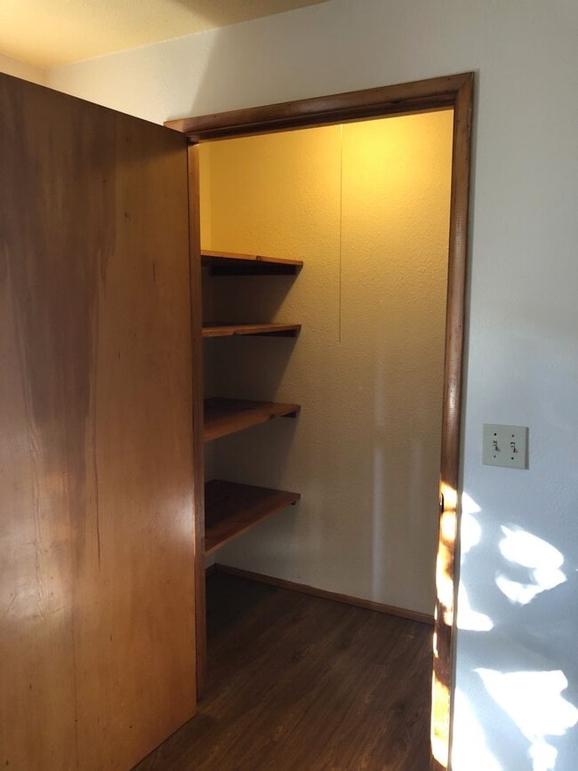 Building Photo - Spacious NW Corvallis Duplex - 3 Bedroom 1...