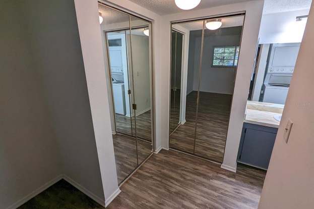 Building Photo - 571 Midway Track