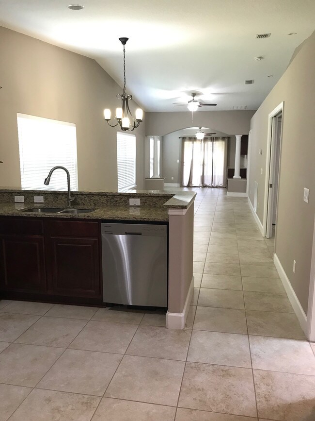Building Photo - 2270 Hawks Cove Cir
