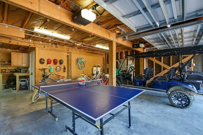 Building Photo - 4563 Brainard Bayou Rd