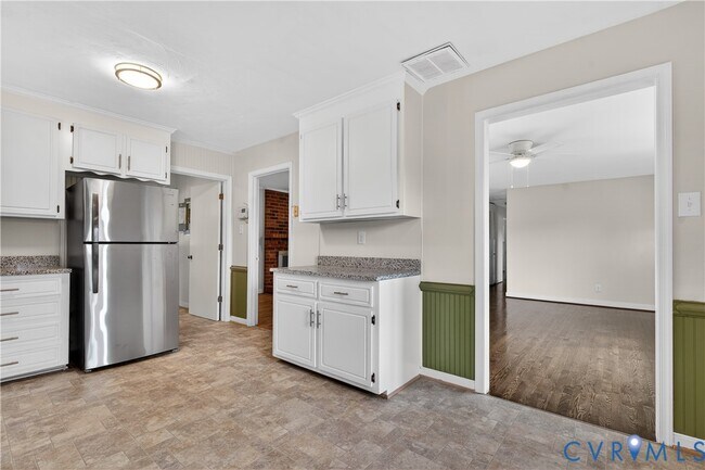 Building Photo - 7146 Cold Harbor Rd