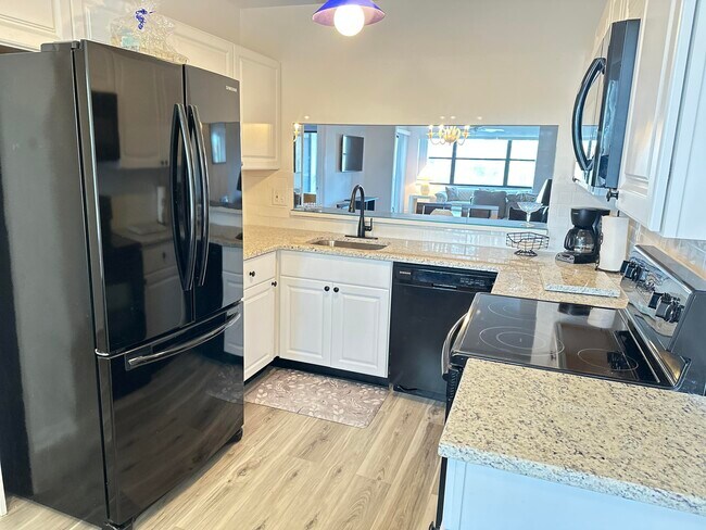 Building Photo - 7593 Tahiti Ln