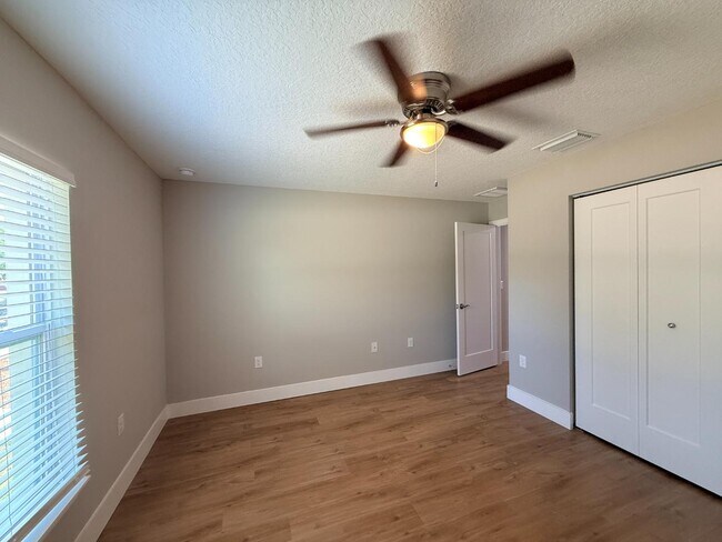 Building Photo - 2186 W G Martinelli Blvd