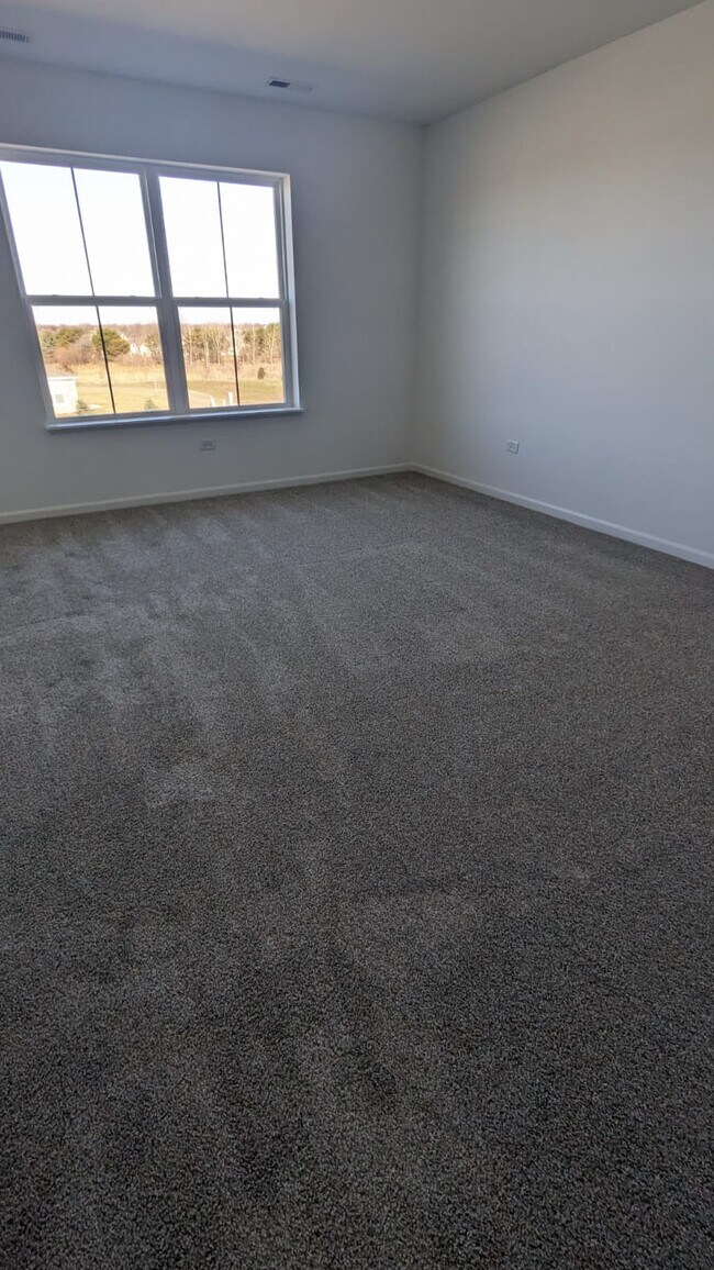 Building Photo - 12383 Tinsley St