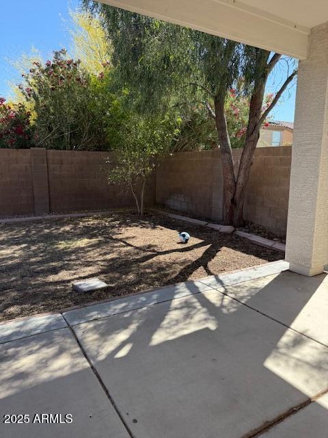 Building Photo - 6431 W Desert Hollow Dr