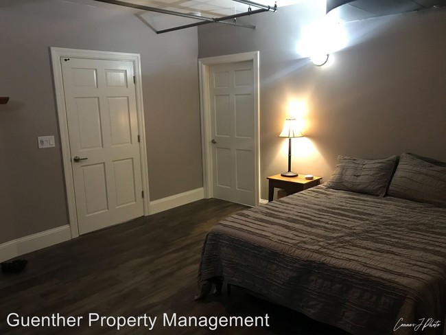 Building Photo - 4 br, 3 bath House - 809 W Main Ave  # 206