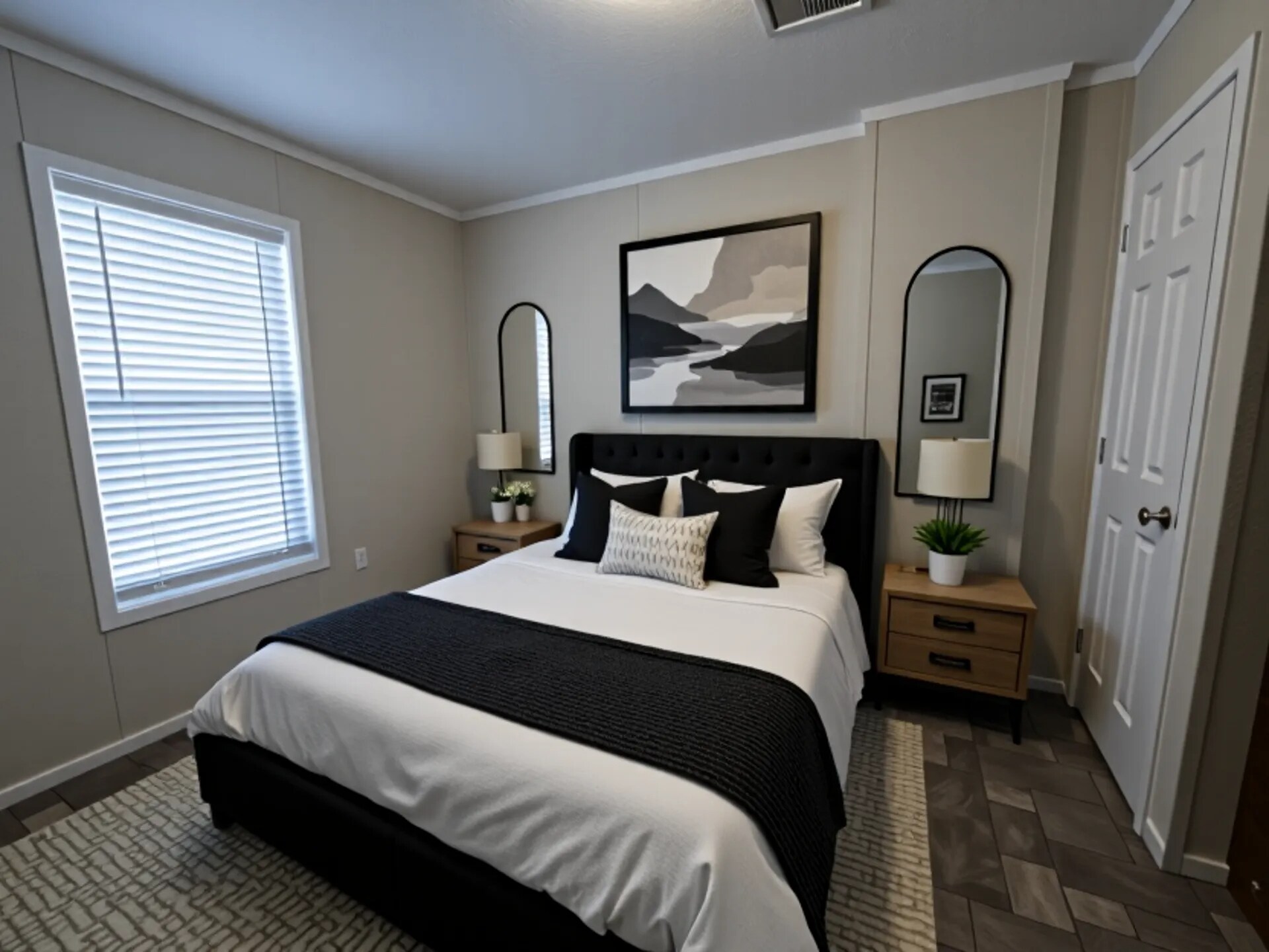 Building Photo - 709 N Collins Fwy